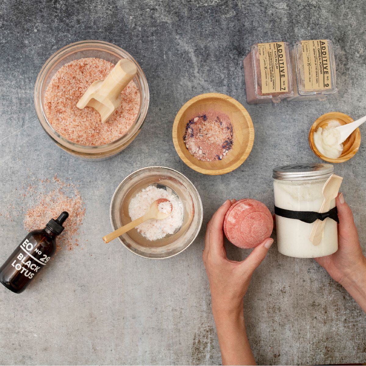 Combined Scrub + Bath Bomb Class product photo from Cosset Bath and Body