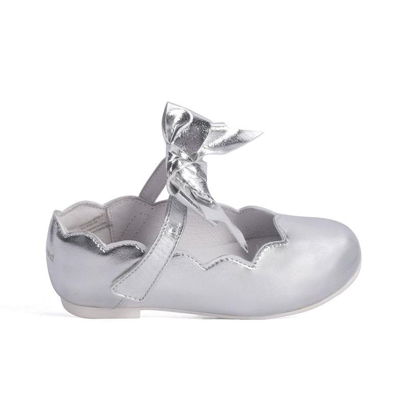 Greta - Flex® | Silver $55.00 product photo from Pediped