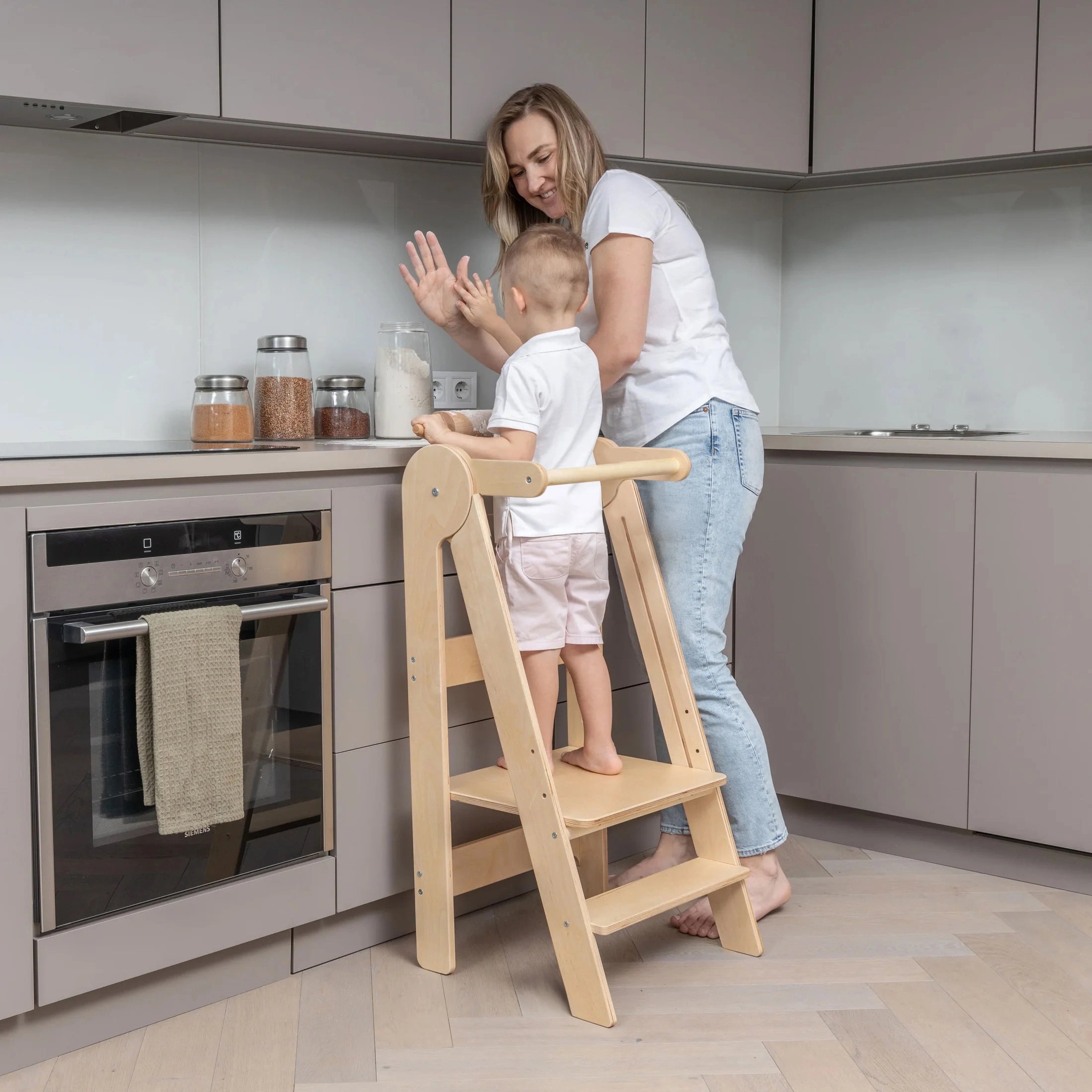 Foldable Learning Tower Helper product photo from 101 Blockchains